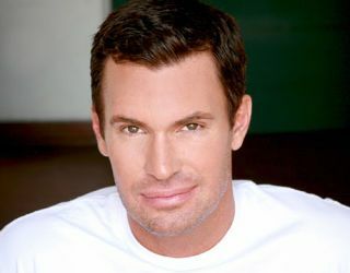 jeff lewis headshot