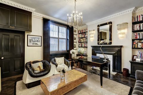 6 Connaught Square - hullumeelse stiili uuring