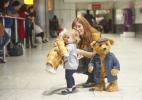 Heathrow lennujaama jõulukarud Doris ja Edward Bair on ellu äratatud
