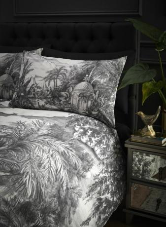 Laurence Llewelyn-Bowen Tropicoco voodilinad