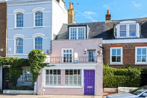 4 Terrass, Barnes, London, Savills