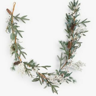 Winter Fayre Pine ja Mistletoe Garland