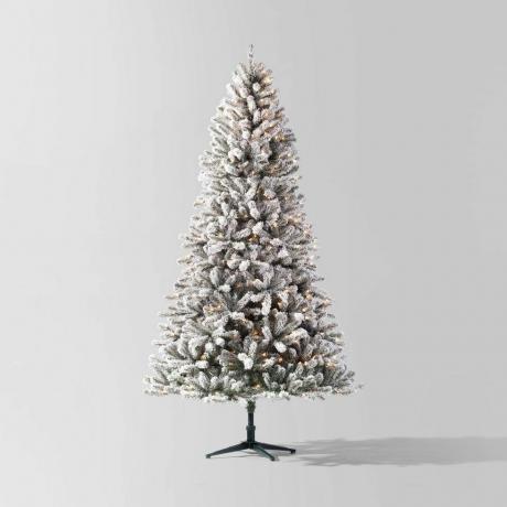 7,5-tolline eelvalgustatud flokeeritud Alberta kuuse kunstlik jõulupuu