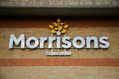 Morrison Supermarketi välisvaade Londoni põhjaosas. Peal...