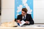 Sinine Rist avas Londonis esimese kasside kinnisvaramaakleri