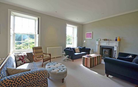 Vana pastoraat - Helston - Cornwall - elutuba - OnTheMarket.com