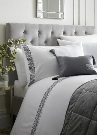 Laurence Llewelyn-Bowen Sleeping Beauty voodipesu kollektsioon