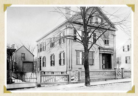 Lizzie Bordeni maja sügisel jões, Massachusettsis, kohutava kuriteo koht, millest sai lasteaia riim ostis selle aasta alguses ettevõtja, kes kavatseb muuta selle muuseumile orienteeritud voodiks ja hommikusöök