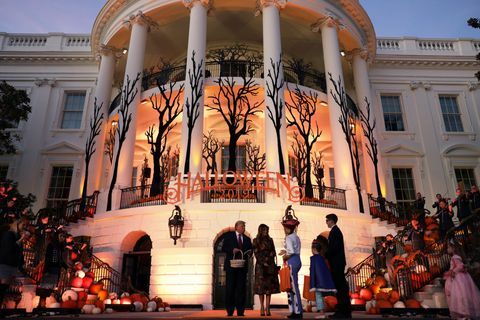 president trump ja esimene leedi Melania korraldavad halloweeniüritust Valges Majas