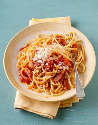 linguine tomatite ja mozarellaga