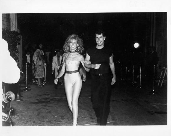 laulja ja näitleja olivia newton john ja kaasnäitleja john travolta osalevad filmi grease esilinastusel, 1978 foto Michael ochs archivesgetty images